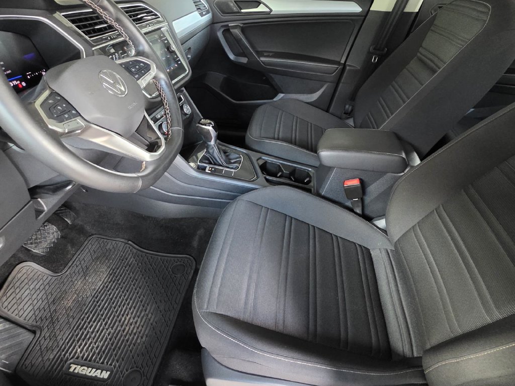 Used 2024 Volkswagen Tiguan S FWD image 6