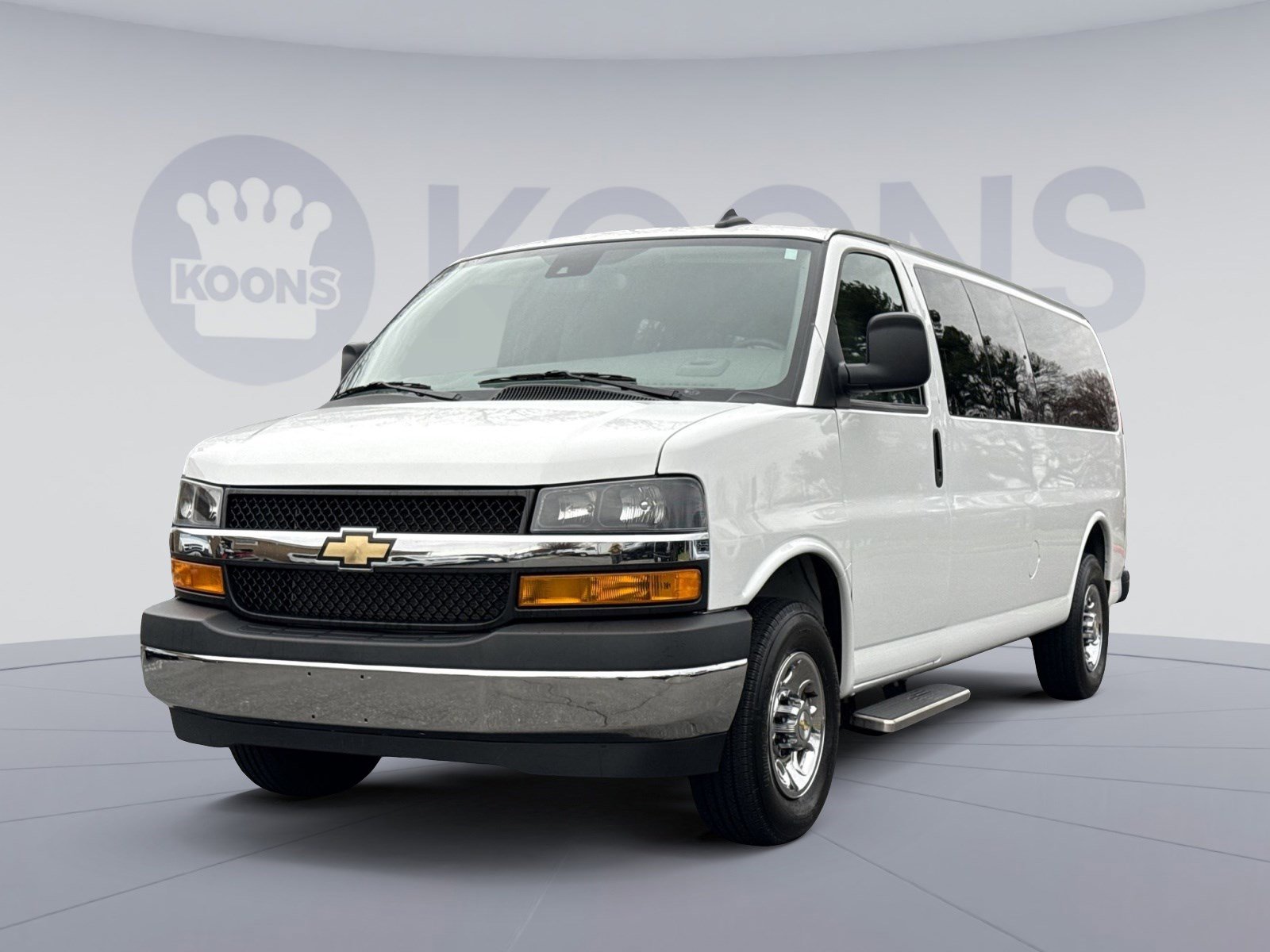 Used 2024 Chevrolet Express 3500 LT w/ LT Preferred Equipment Group image 1
