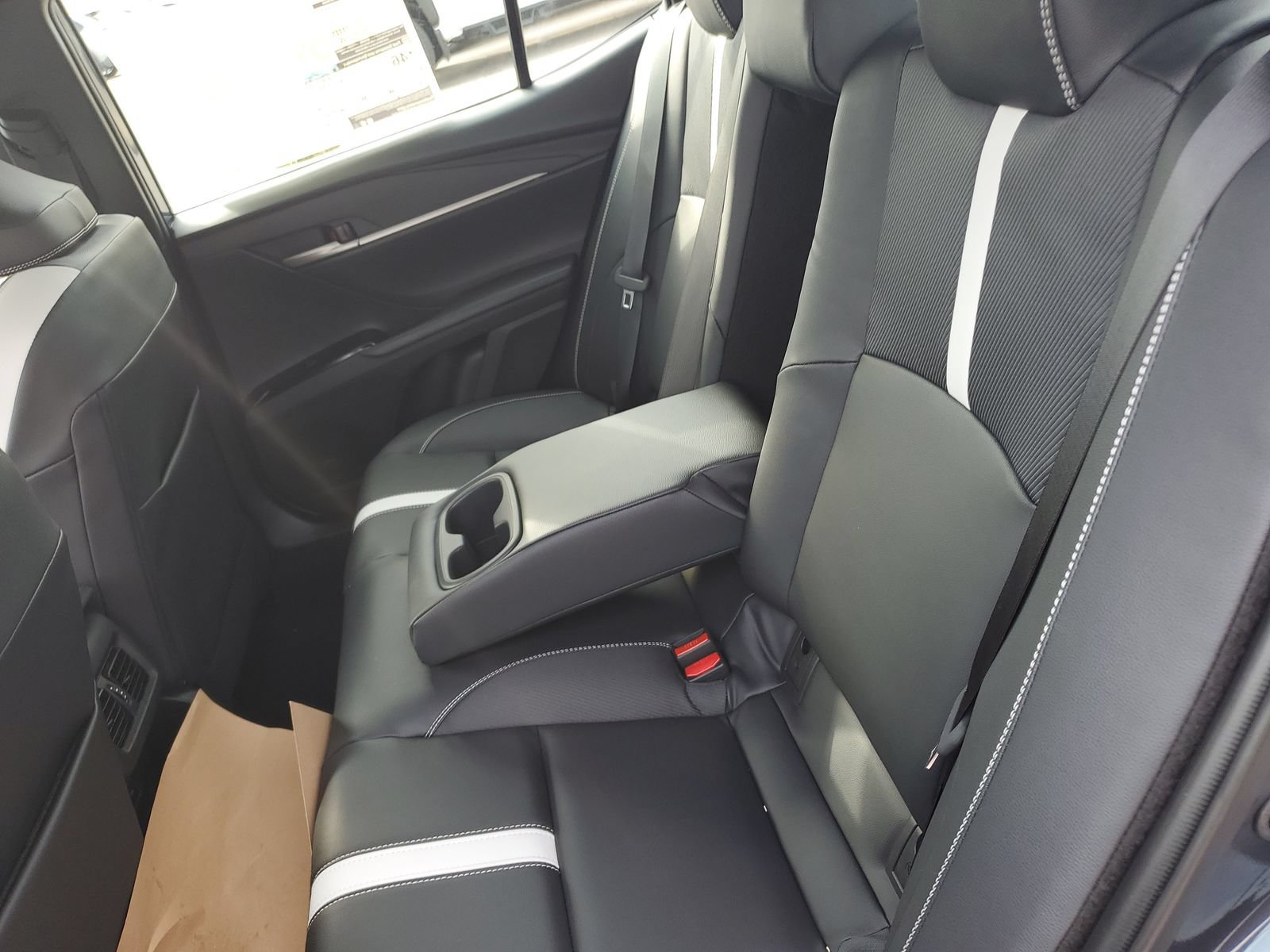 New 2026 Toyota Camry SE w/ Convenience Package FWD image 13