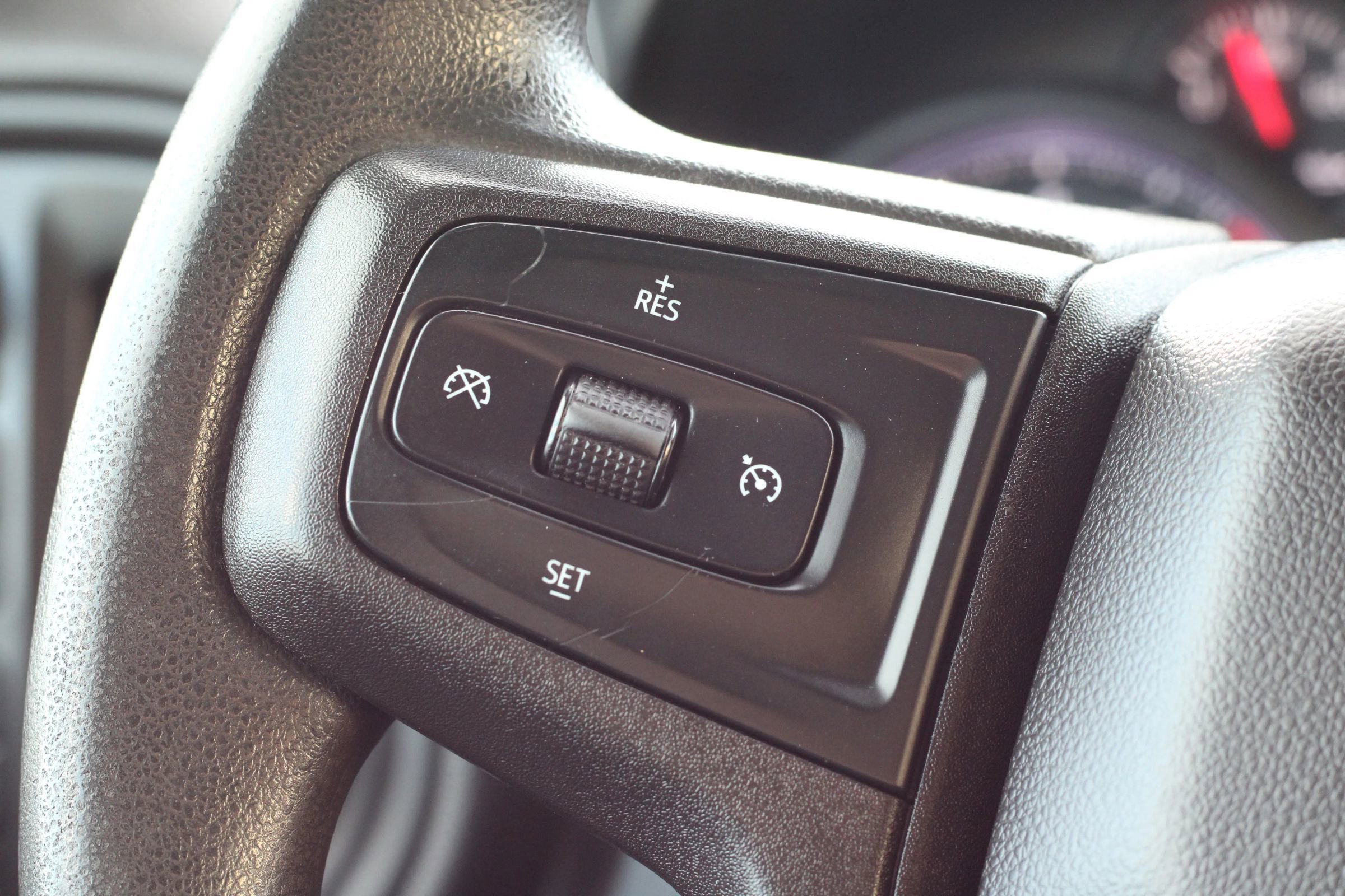 Used 2020 Chevrolet Silverado 2500 Custom w/ Custom Value Package image 16