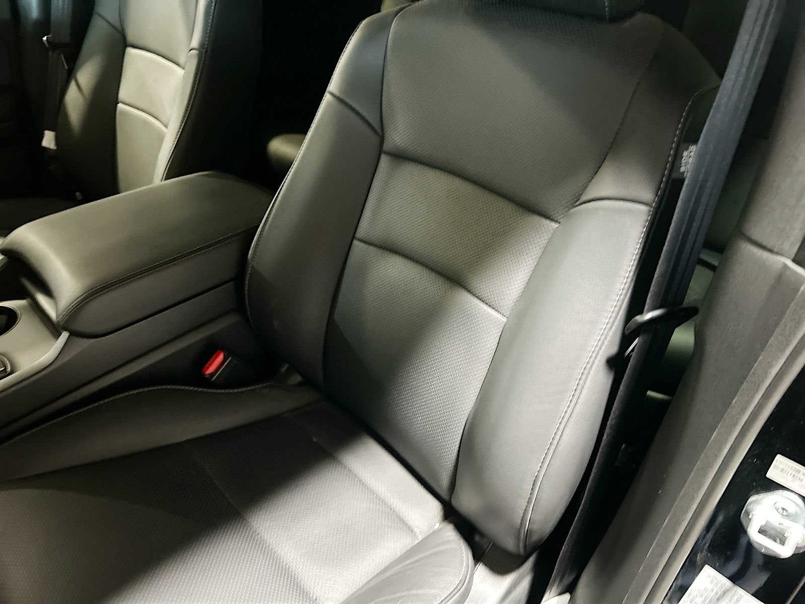 Used 2025 Honda Passport EX-L image 19