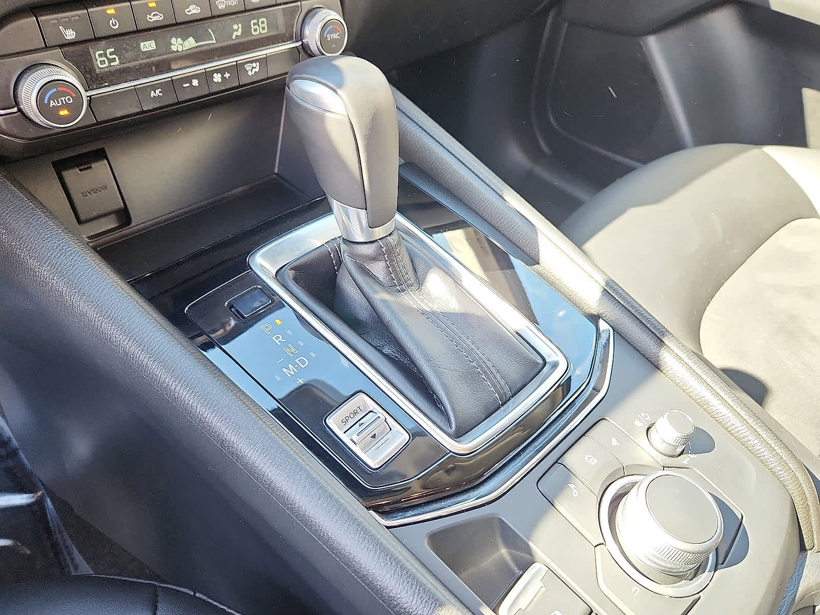 Used 2022 MAZDA CX-5 AWD 2.5 S w/ Select Package image 17