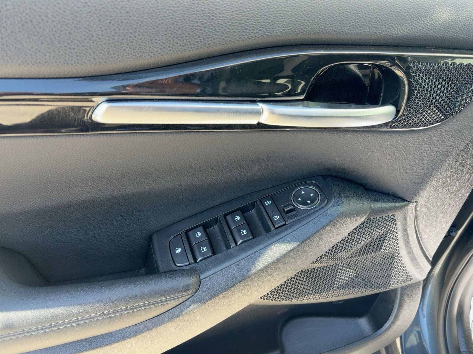 Used 2023 Kia Seltos EX image 13