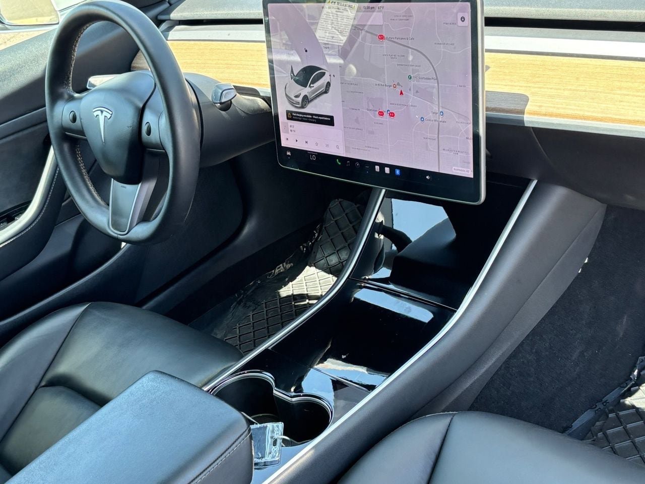 Used 2020 Tesla Model 3 Standard Range Plus RWD image 9