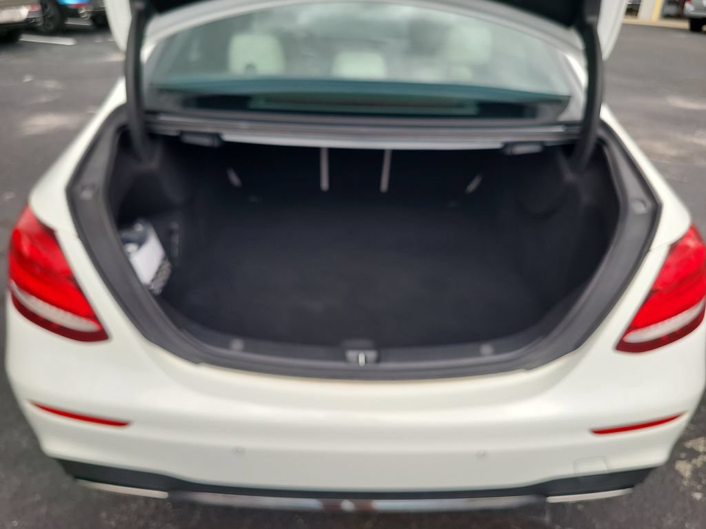 Used 2019 Mercedes-Benz E 300 image 7