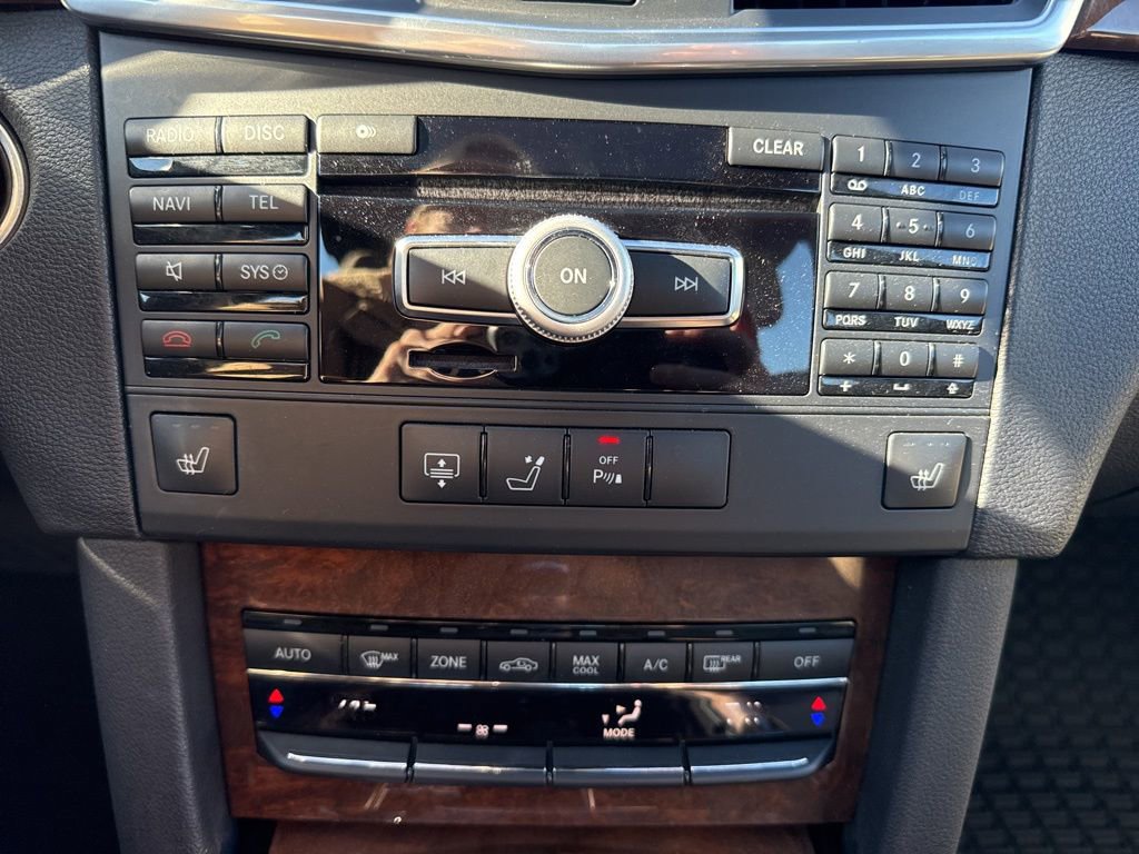 Used 2012 Mercedes-Benz E 350 4MATIC Sedan image 30