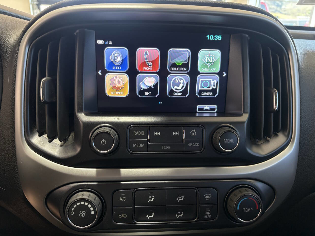 Used 2018 Chevrolet Colorado LT w/ LT Convenience Package image 14