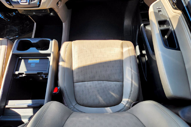 Used 2023 Honda Odyssey Elite image 18