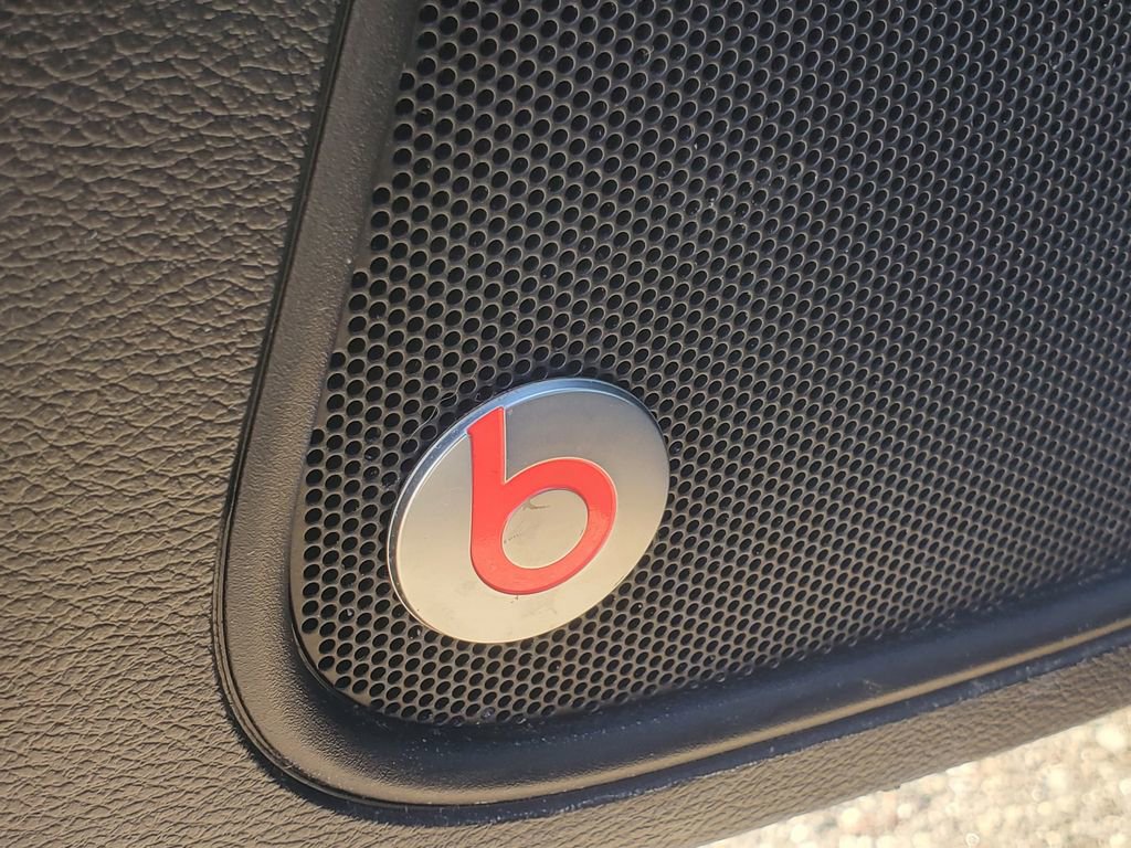 Used 2015 Dodge Charger R/T w/ Wheels & Tunes Group image 16