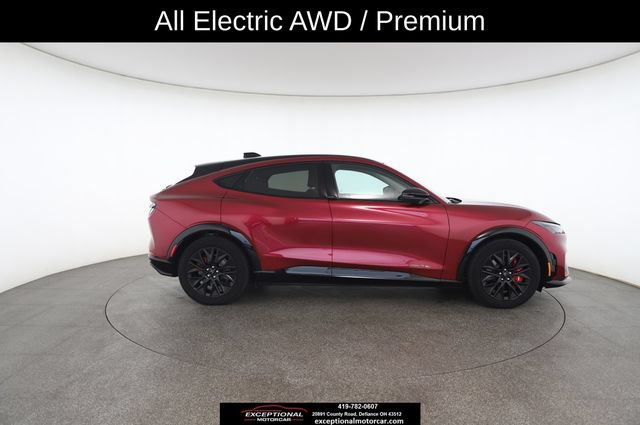 Used 2025 Ford Mustang Mach-E Premium w/ Sport Appearance Package AWD/4WD image 23