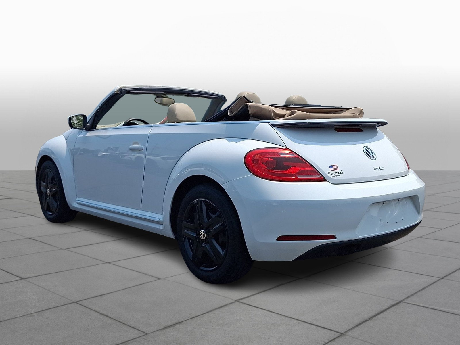 Used 2016 Volkswagen Beetle 1.8T S FWD image 5