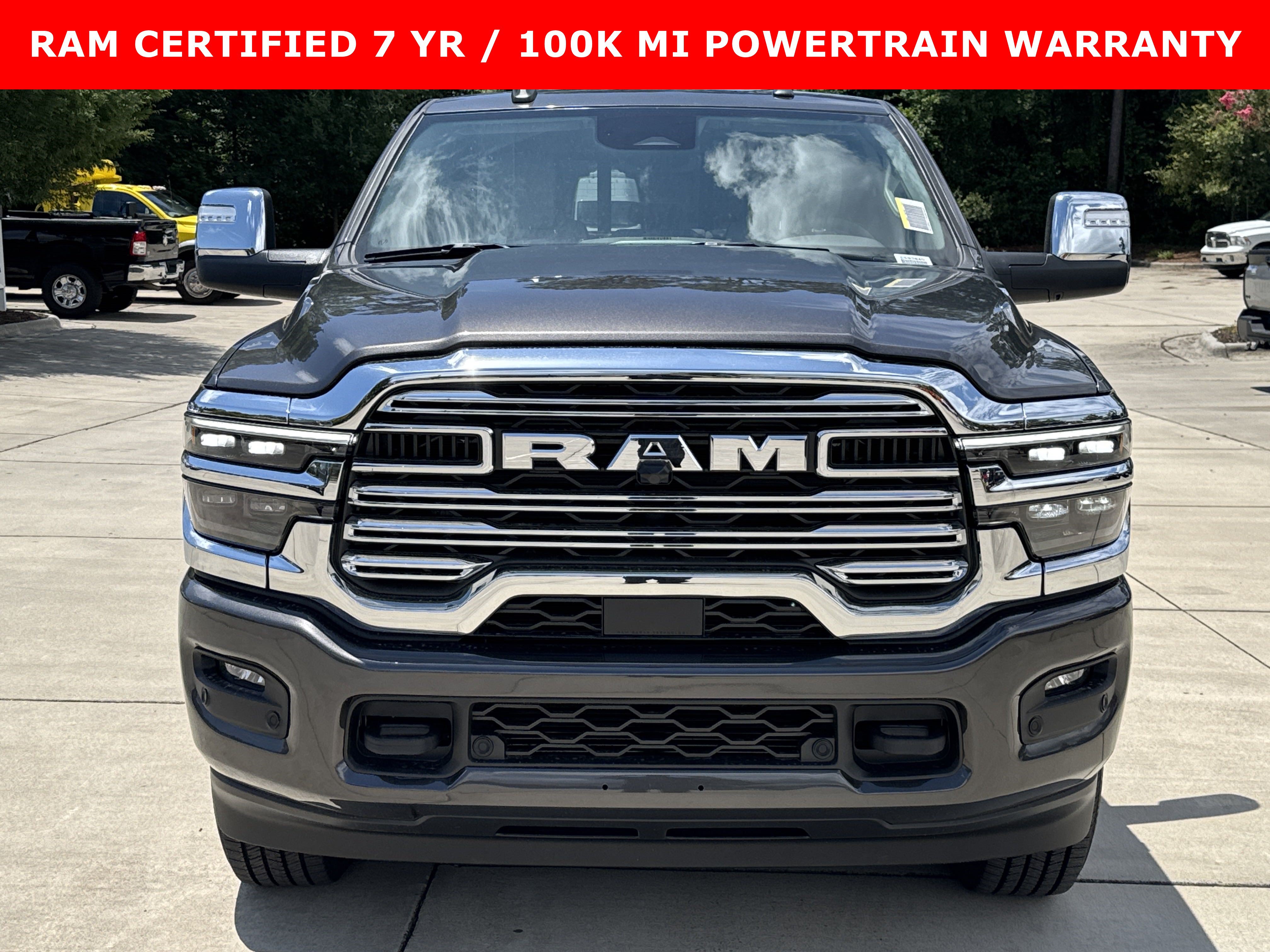 Used 2025 RAM 2500 Laramie AWD/4WD image 3