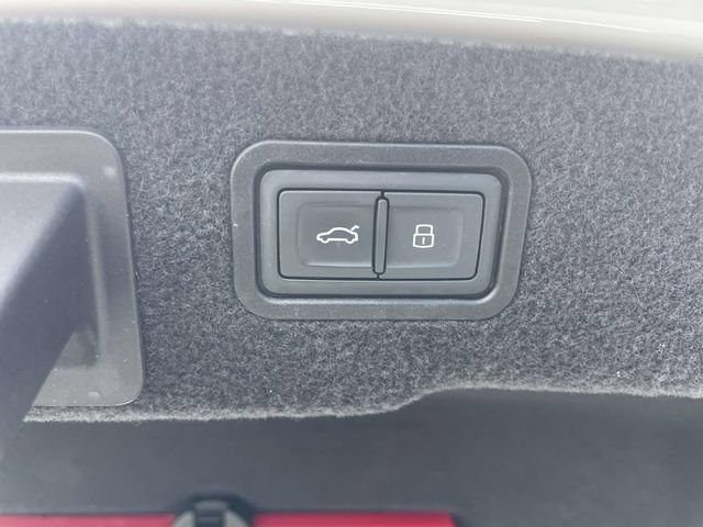 Used 2019 Audi A8 L 3.0T w/ Luxury Package AWD/4WD image 14