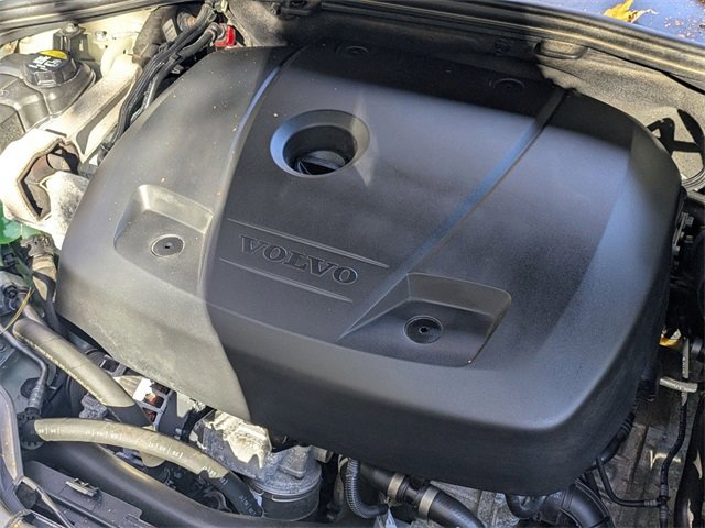 Used 2018 Volvo V60 T5 Dynamic w/ Vision Package image 32