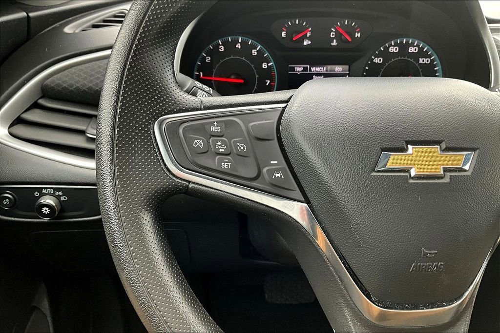 Used 2024 Chevrolet Malibu LT image 11