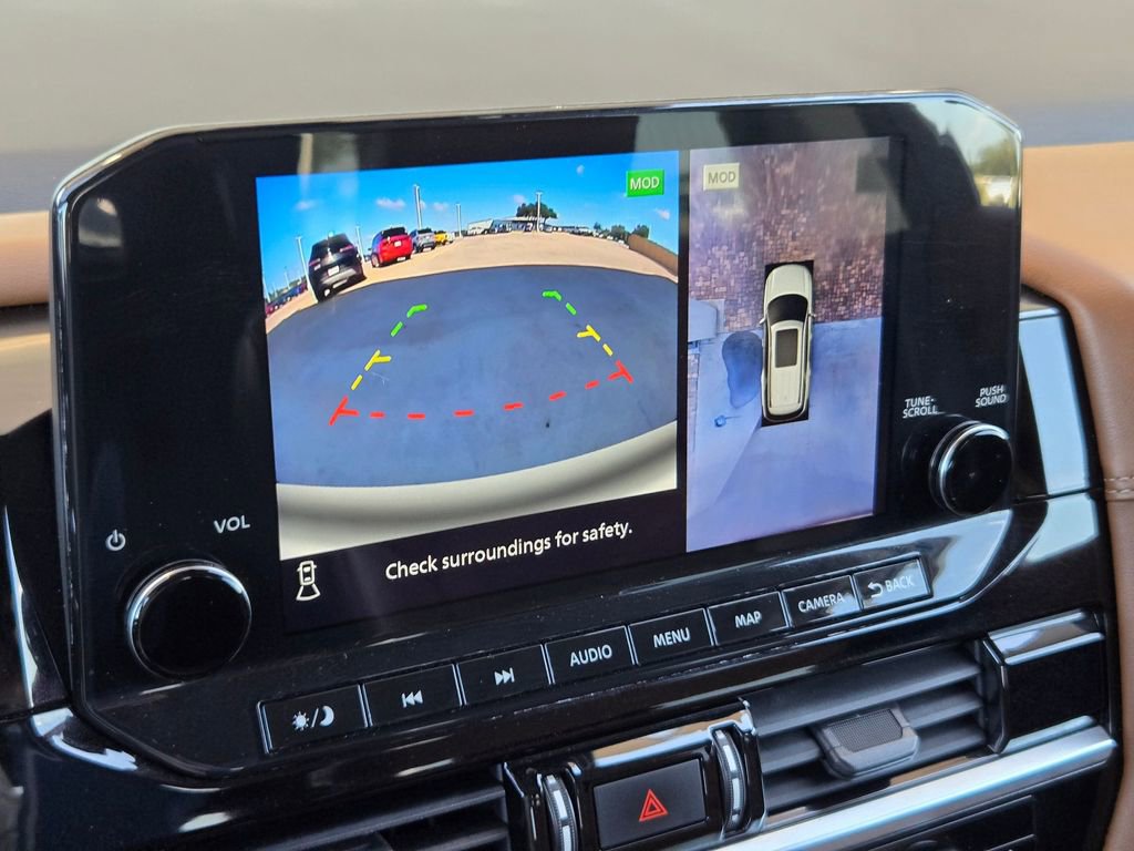 Used 2022 Nissan Pathfinder Platinum w/ Cargo Package image 33