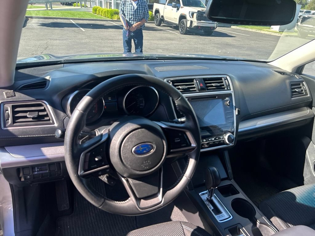 Used 2018 Subaru Outback 2.5i Premium w/ Protection Package #1 AWD/4WD image 10