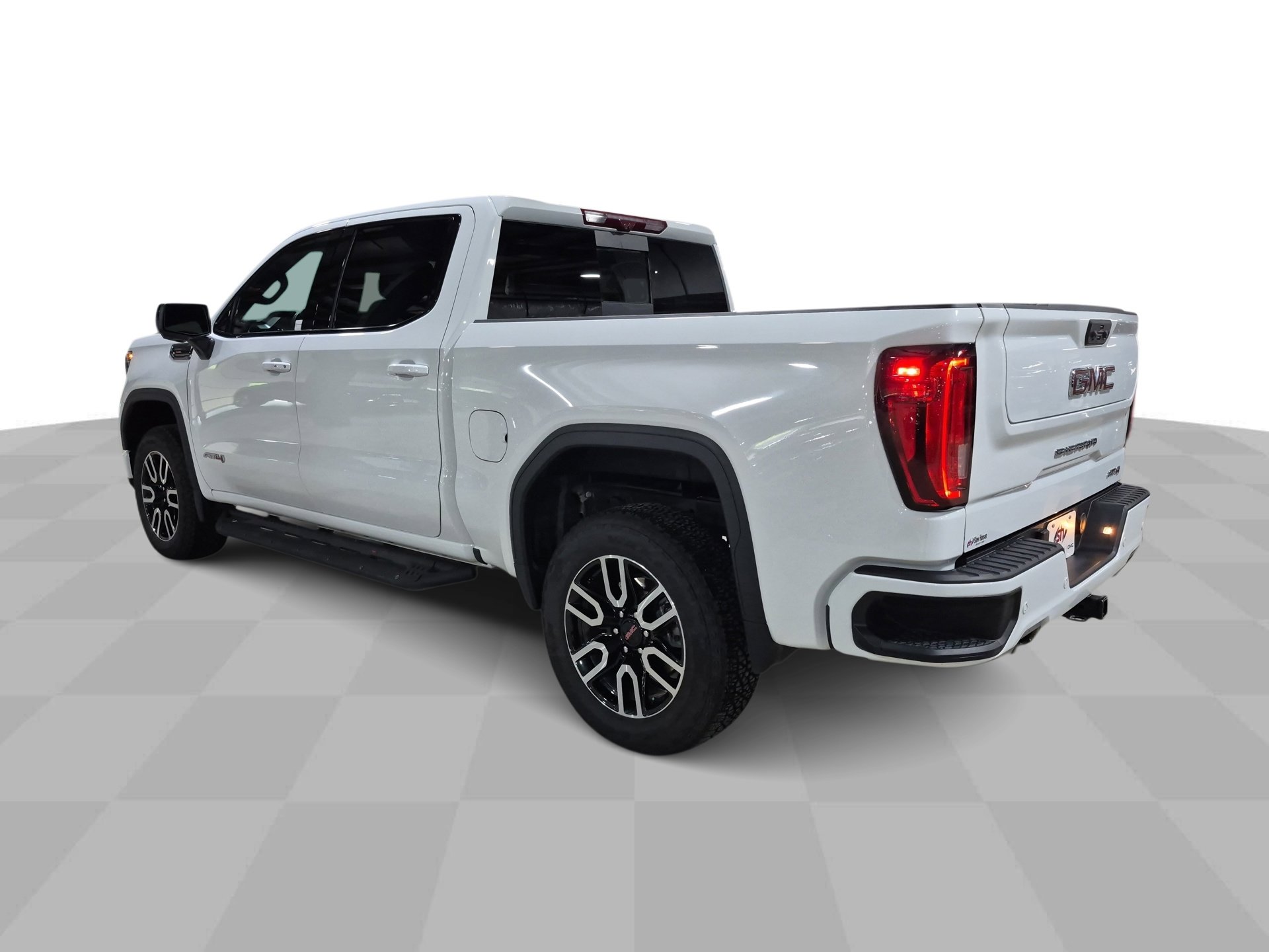 Certified 2024 GMC Sierra 1500 AT4 w/ Technology Package AWD/4WD image 7
