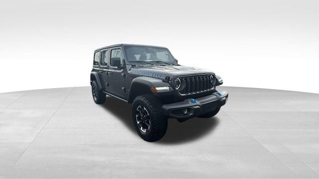Used 2025 Jeep Wrangler Unlimited Rubicon 4xe w/ Convenience Group AWD/4WD image 31