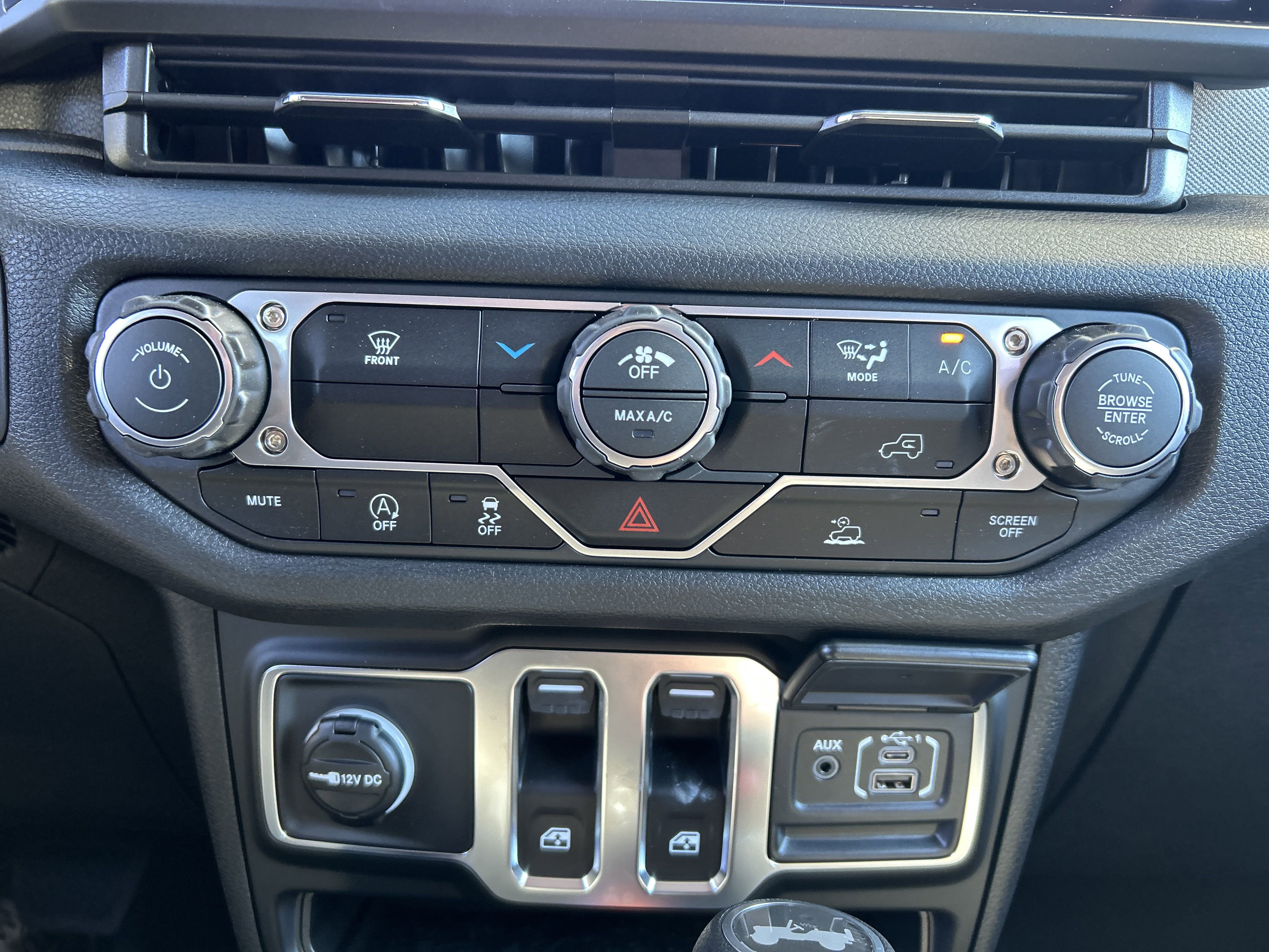 New 2026 Jeep Wrangler Sport image 36