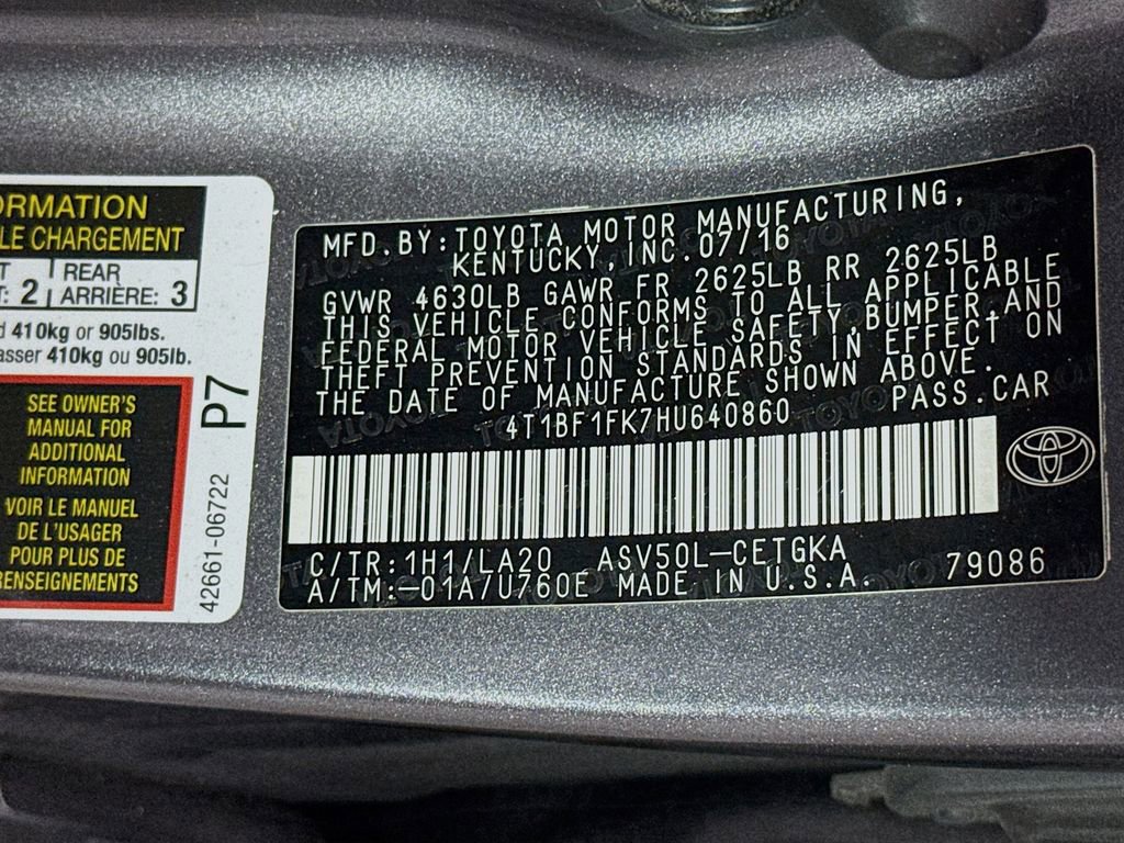 Used 2017 Toyota Camry XLE w/ Moonroof Package image 31