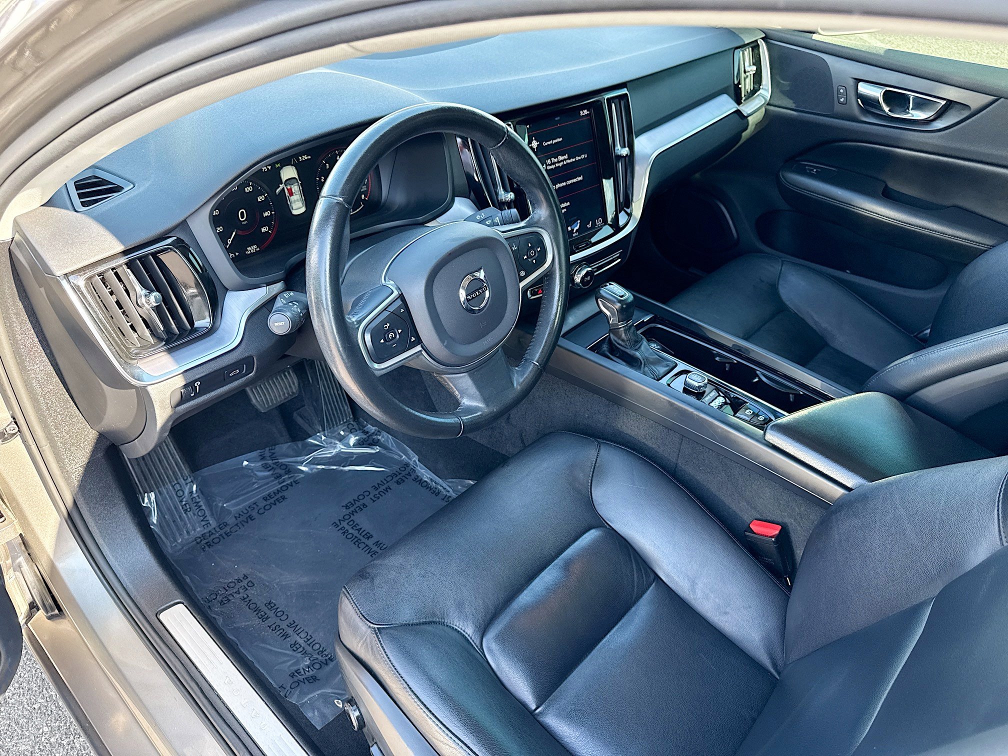 Used 2020 Volvo S60 T6 Momentum image 25