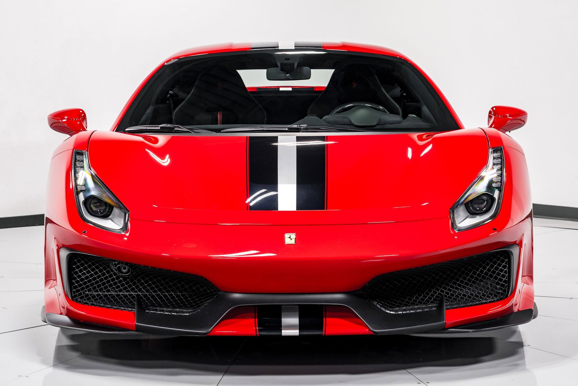 Used 2020 Ferrari 488 Pista Coupe image 8
