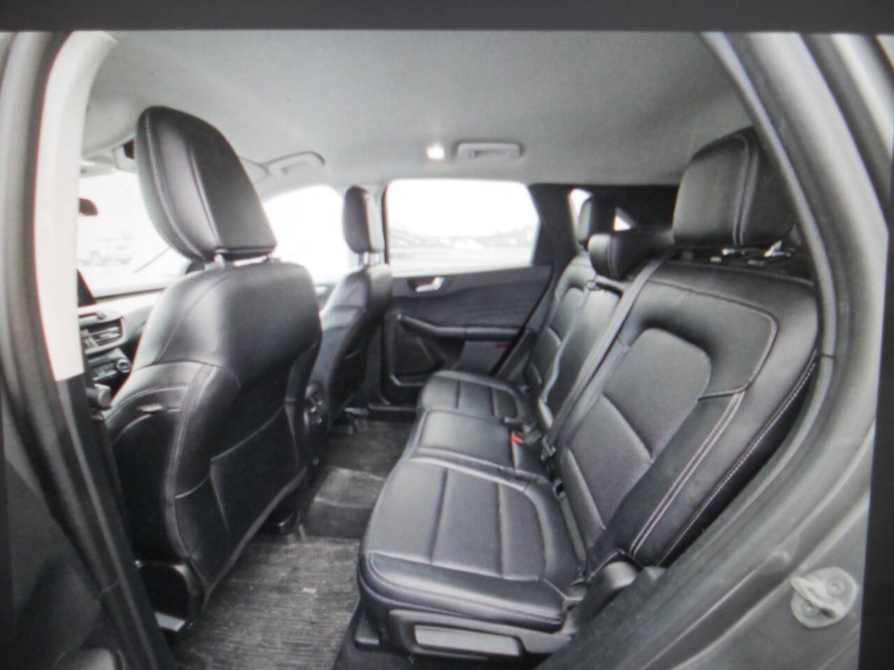 Used 2021 Ford Escape SEL image 26