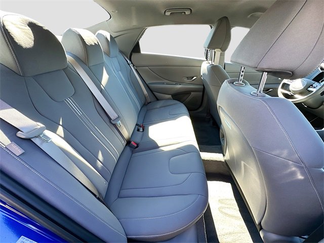 Used 2025 Hyundai Elantra Sport image 24