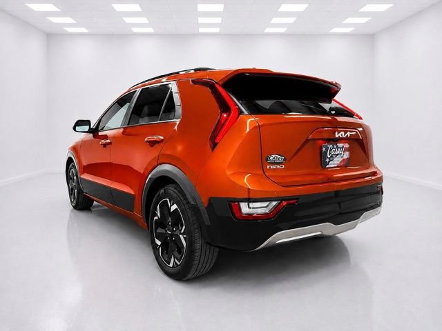 Used 2023 Kia Niro Wave w/ Wave Preserve Package FWD image 9