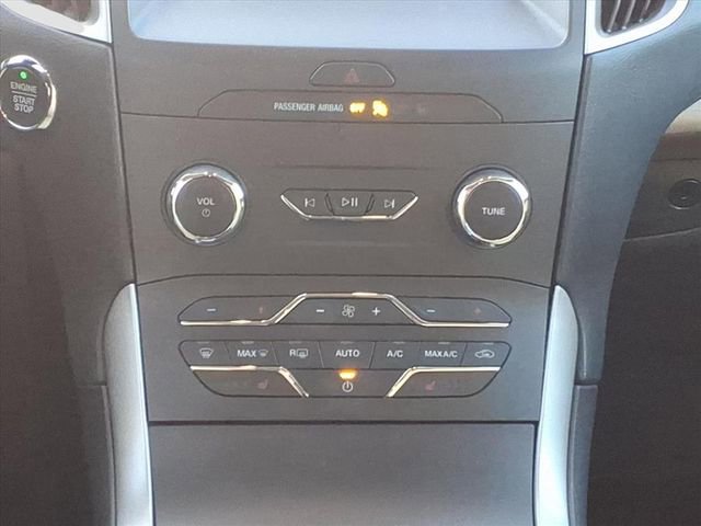 Used 2020 Ford Edge SEL w/ Convenience Package image 16