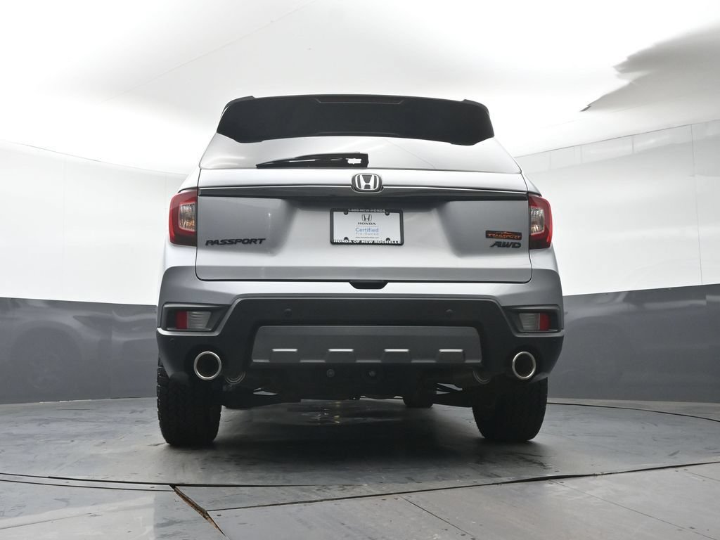 Certified 2024 Honda Passport TrailSport image 33
