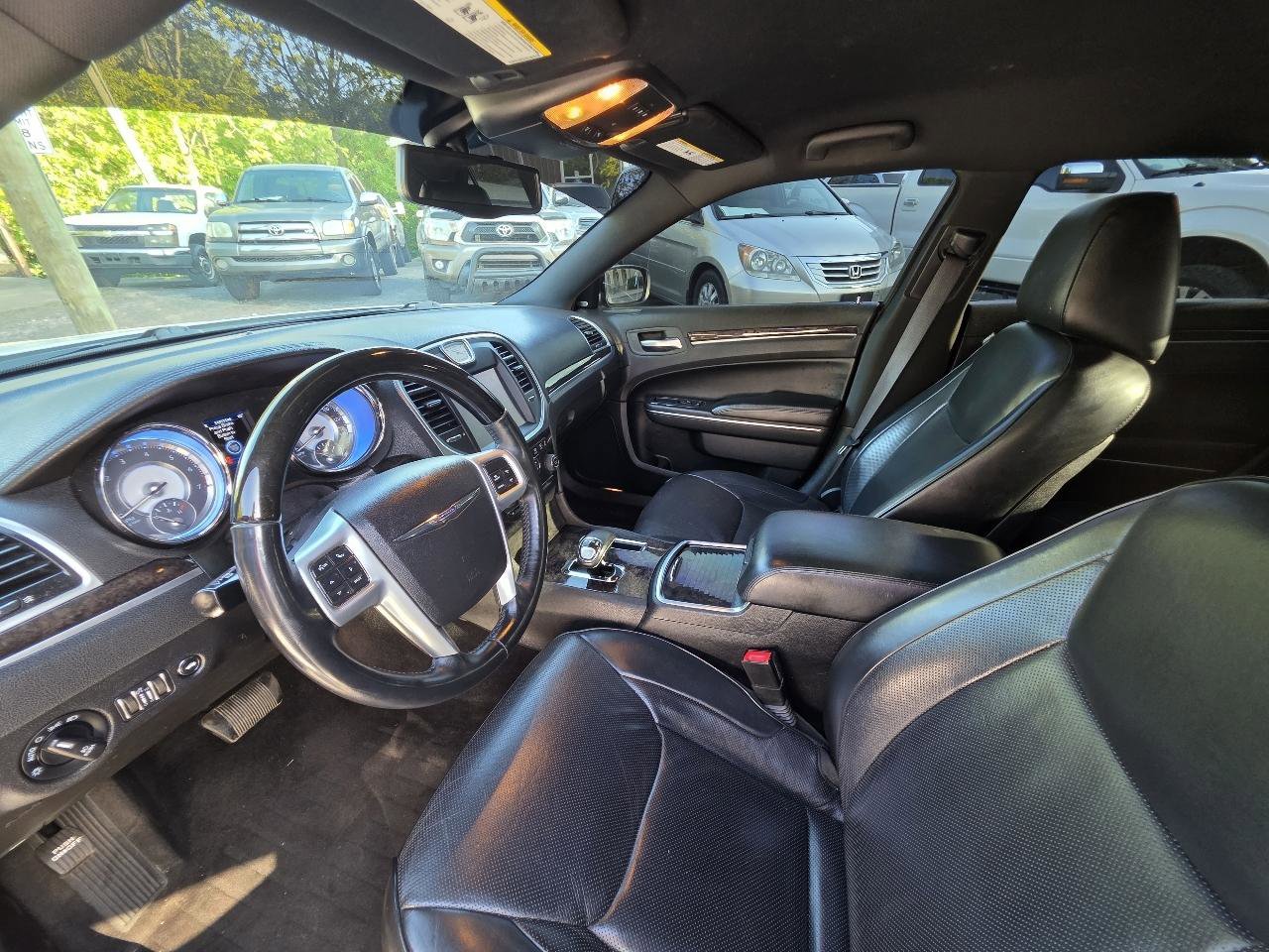 Used 2014 Chrysler 300 C AWD/4WD image 12