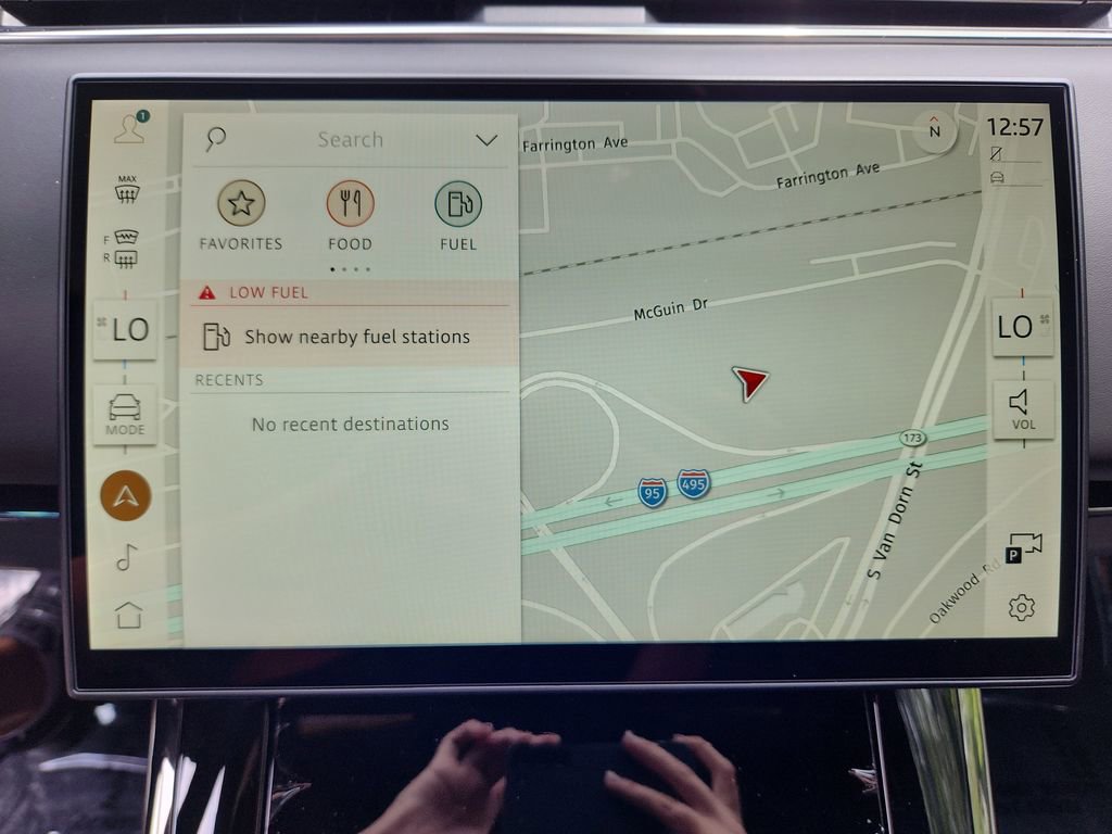 New 2025 Land Rover Range Rover Sport Dynamic SE image 21