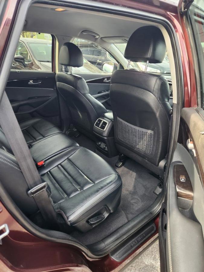 Used 2018 Kia Sorento EX image 8
