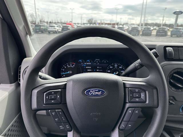 Used 2025 Ford E-350 and Econoline 350 Super Duty w/ Driver's Safety Package RWD image 19