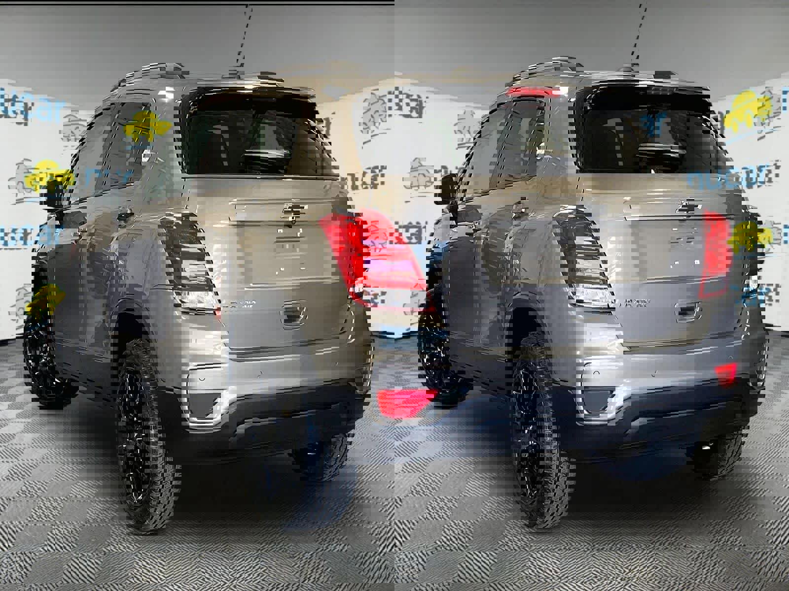 Used 2022 Chevrolet Trax LT w/ Driver Confidence Package AWD/4WD image 4