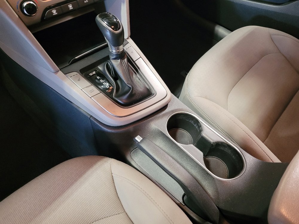 Used 2018 Hyundai Elantra Value Edition image 26