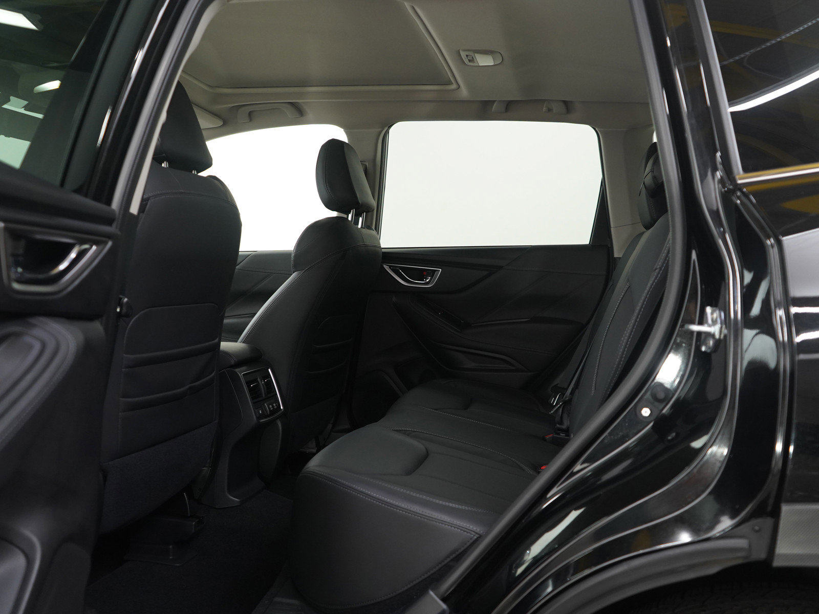 Used 2024 Subaru Forester Touring image 18