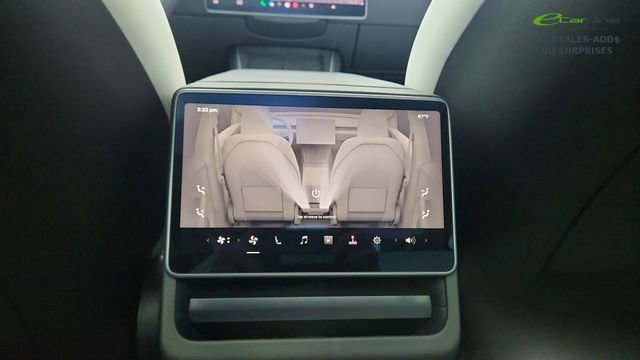Used 2026 Tesla Model Y 2WD image 35