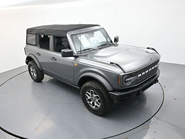 Used 2024 Ford Bronco Badlands image 19