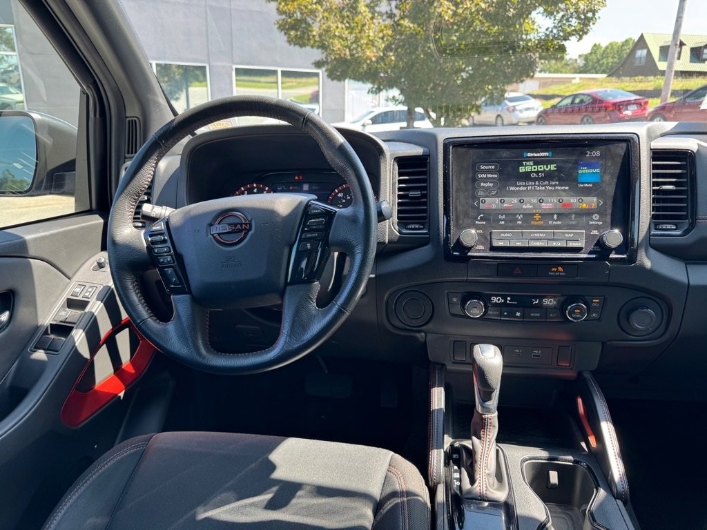 Certified 2022 Nissan Frontier Pro-X w/ Technology Package image 12