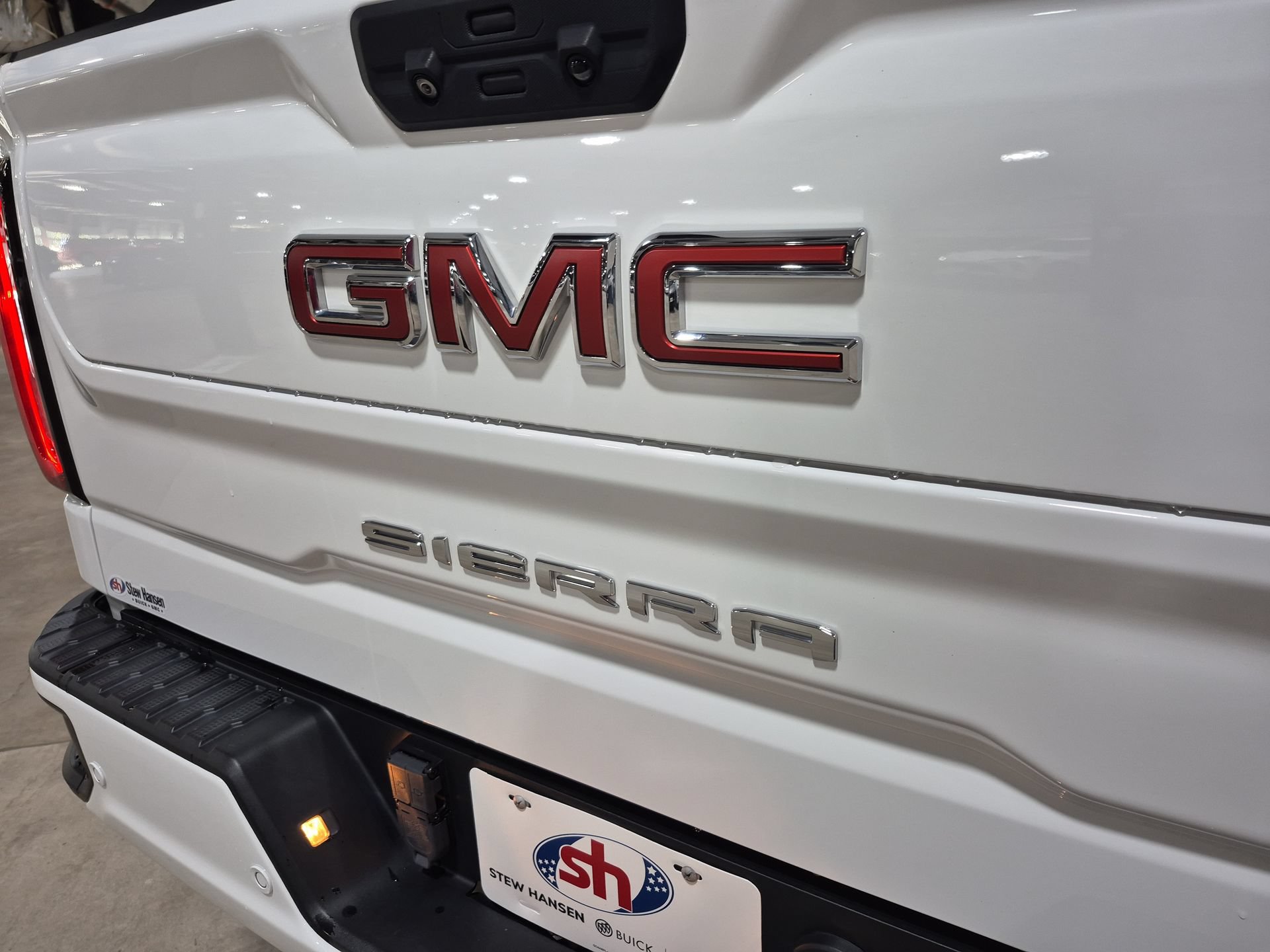 Used 2022 GMC Sierra 1500 AT4X AWD/4WD image 33