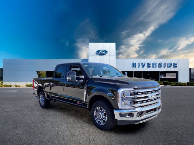 New 2027 Ford F350 Lariat w/ Camper Package