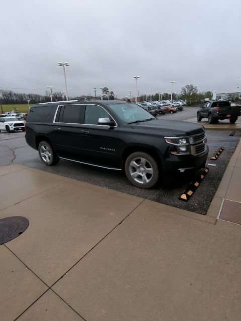 Used 2017 Chevrolet Suburban Premier image 24