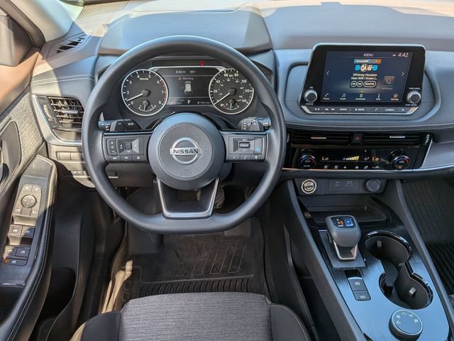Used 2021 Nissan Rogue SV AWD/4WD image 32