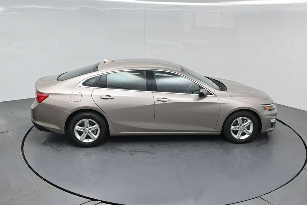 Used 2023 Chevrolet Malibu LT FWD image 44