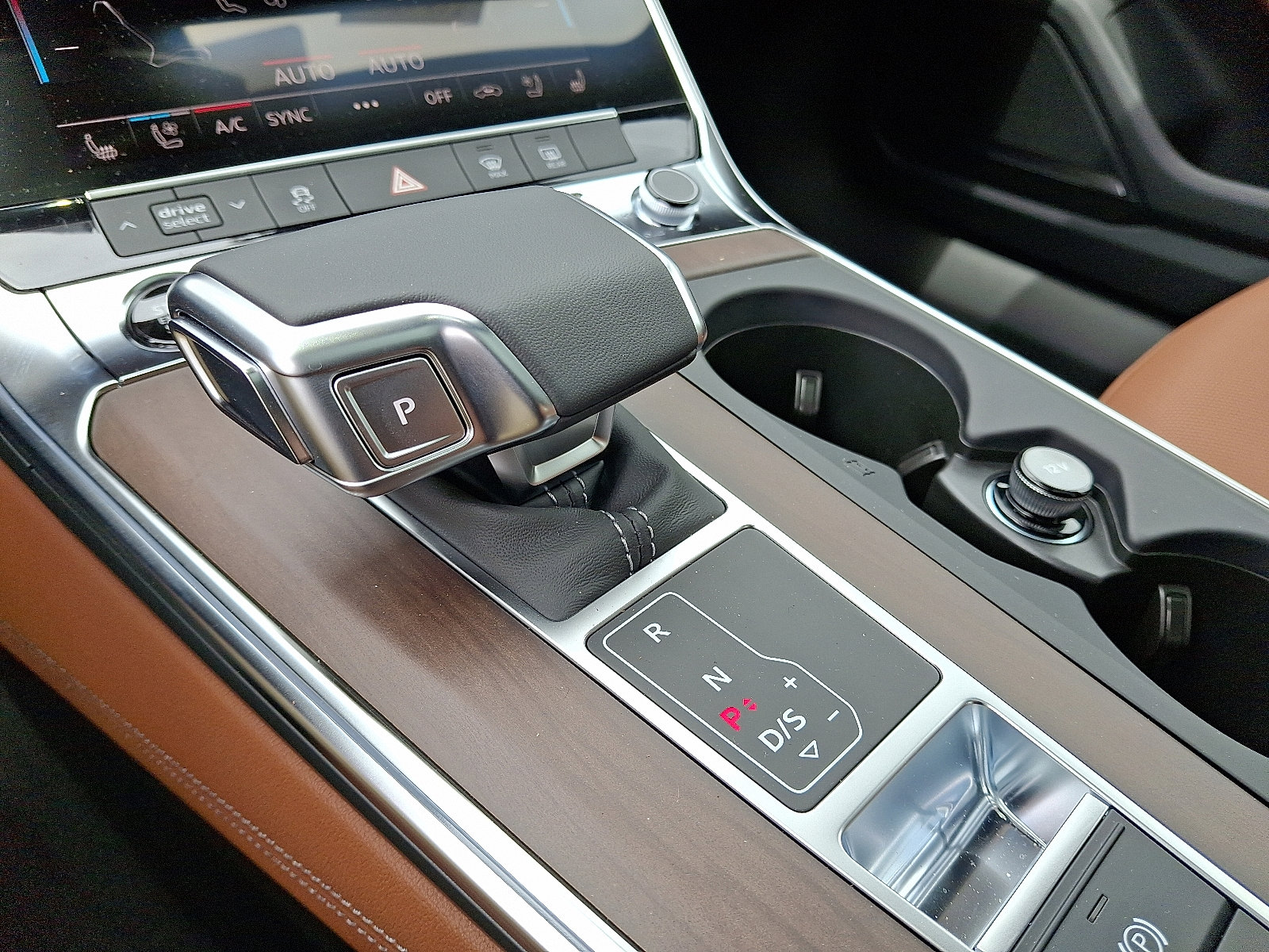 New 2025 Audi A6 Premium Plus image 11