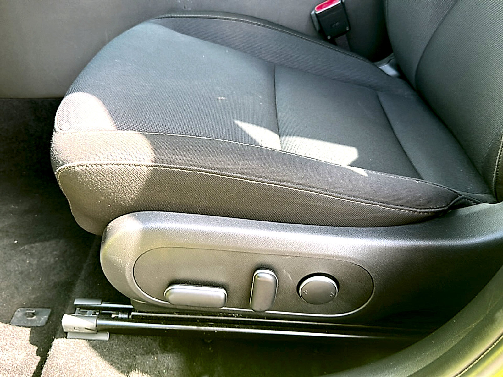 Used 2025 Hyundai Kona SEL AWD/4WD image 15