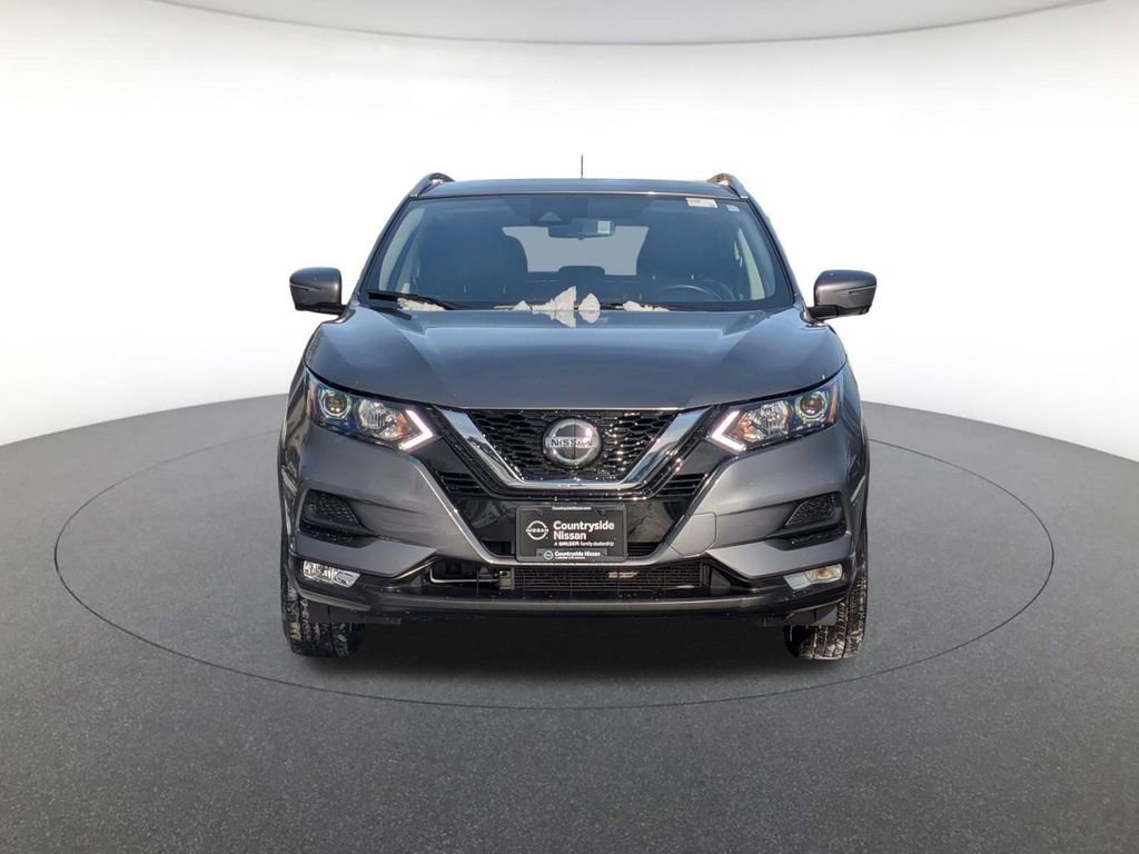 Used 2022 Nissan Rogue Sport SV w/ Technology Package image 2